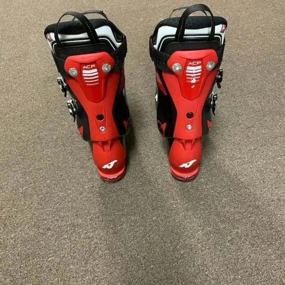 Nordica Sportmachine 100 21-22 Ski Boots - Picture 2 of 4